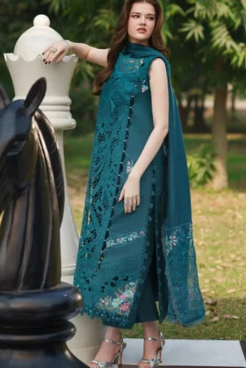 Bottle Green Luxury Heavy Embroidered Lawn 3-Piece Ready-to-Wear
