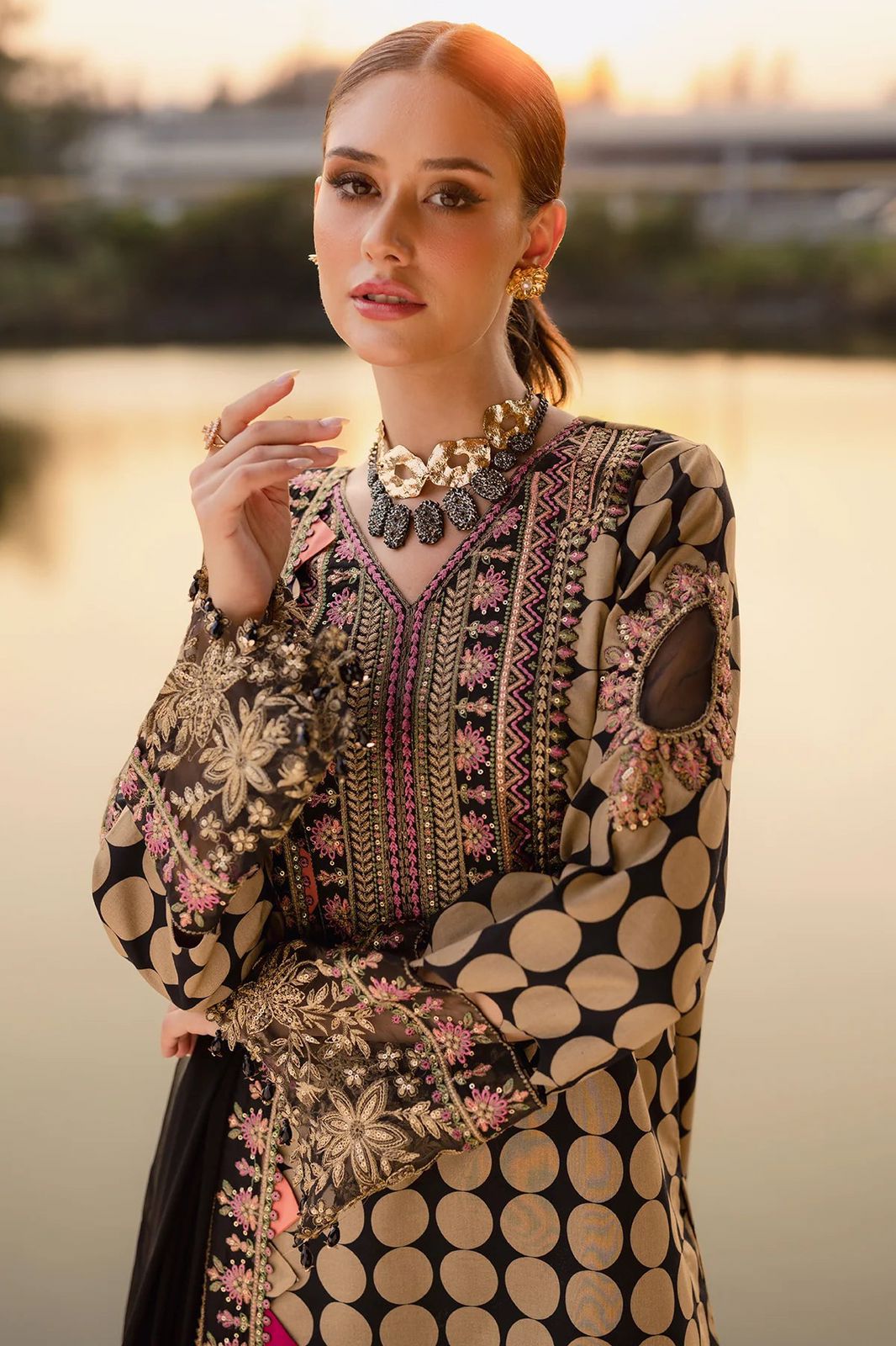 3 Piece Stitched Lawn Suit - Ready To Wear