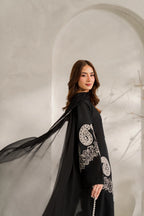 Classic Noir & Ivory Paisley: Lawn Suit