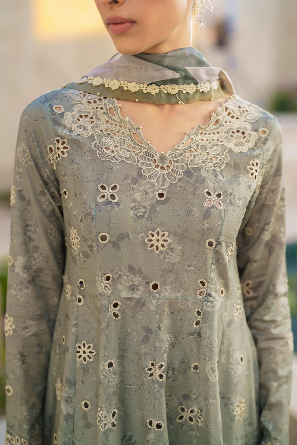 3 Piece Stitched Lawn Suit - Ready To Wear