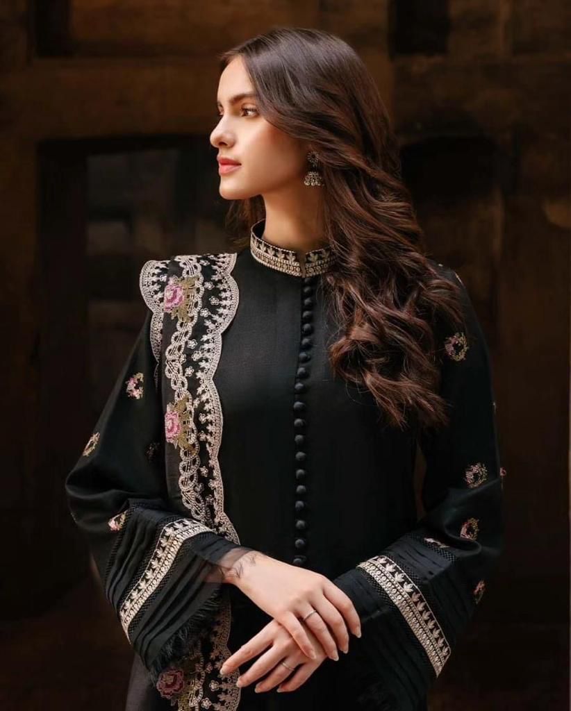 3 Piece Stitched Lawn Suit - Ready To Wear